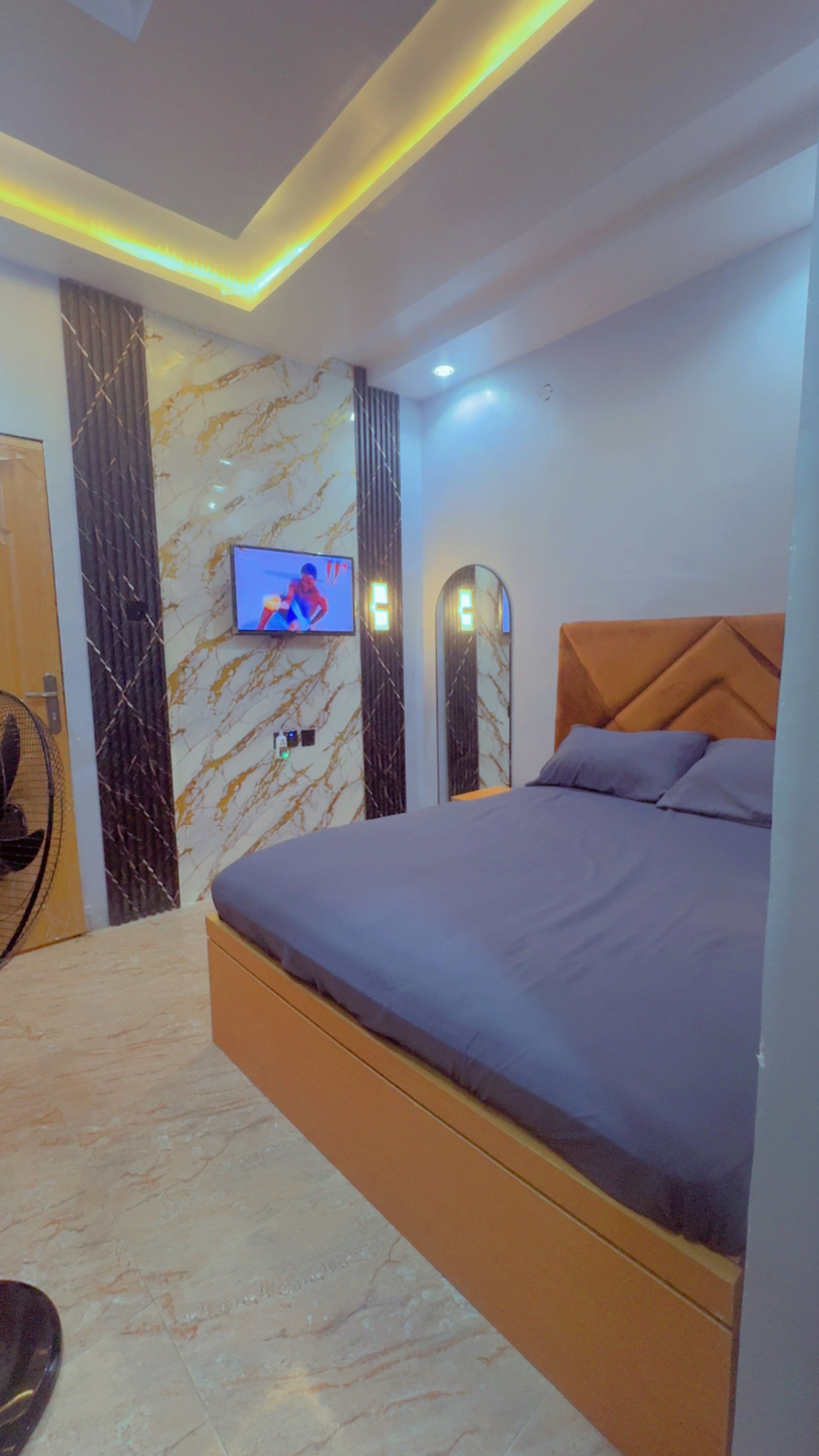 Rome Room - Crystal Inn